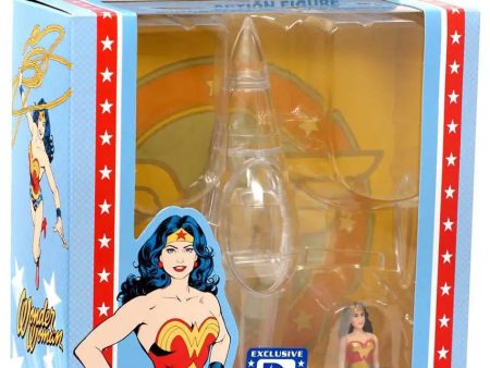 WONDER WOMAN WITH INVISIBLE JET - FUNKO-EXCLUSIVE For Discount